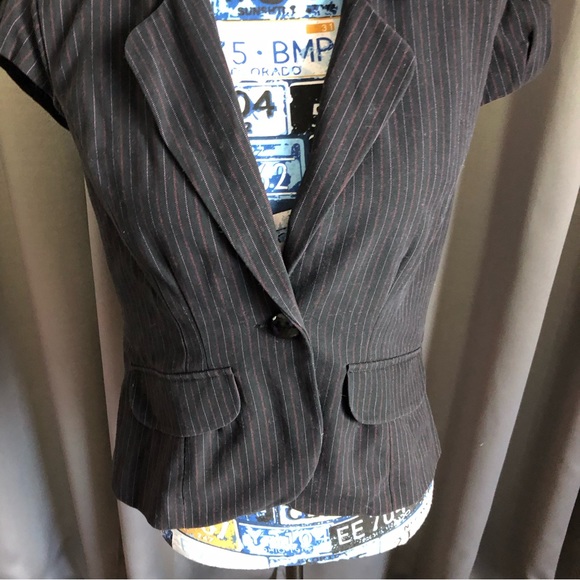 AGB Cap Sleeve Jewel Button Front Blazer Jacket - Picture 2 of 13